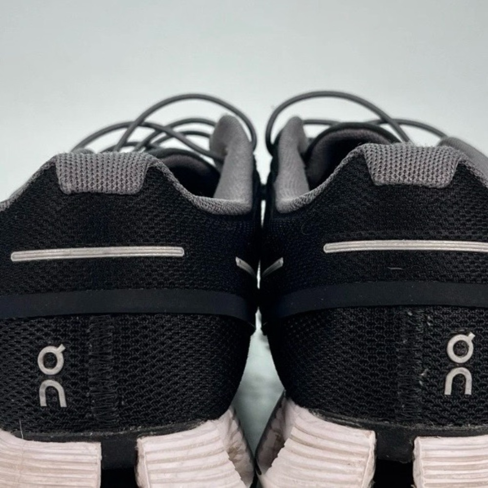 On Cloud Running 5 Black-White-Gray Gym Training Comfort Sneakers Shoes-Womens 8 - Picture 6 of 6